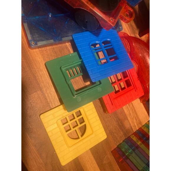 Magnetic Tiles + Pipe Set TONS of pieces Pre-owned Playmags + Lukat Brands - Picture 11 of 16